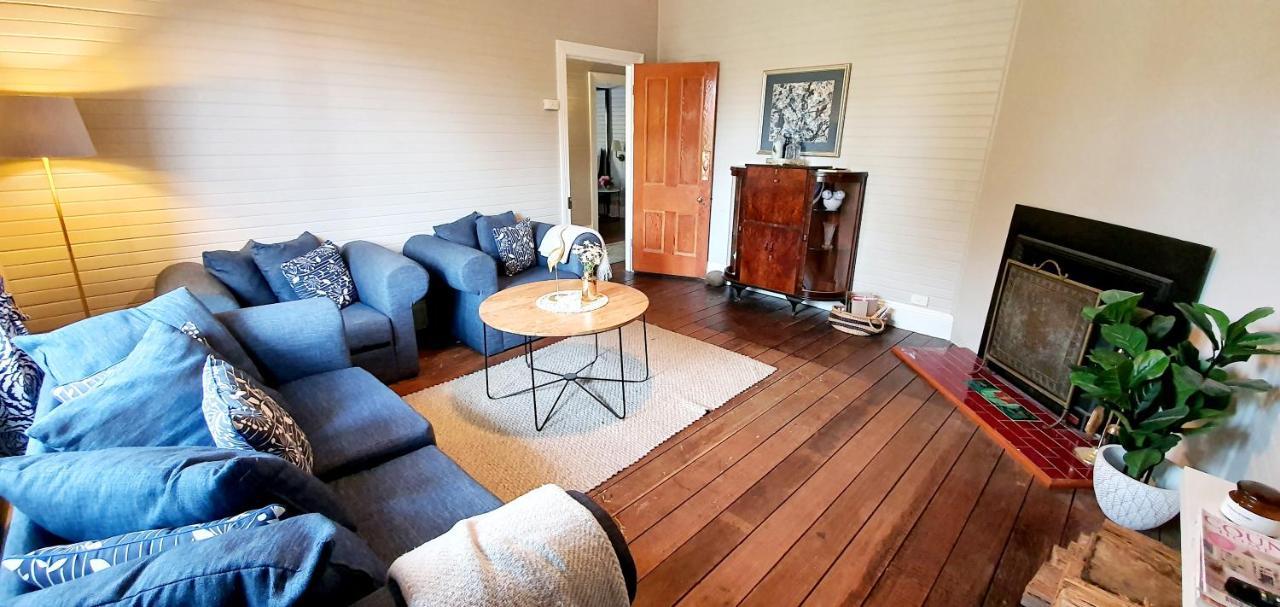 Galway Guest House Gloucester Bagian luar foto